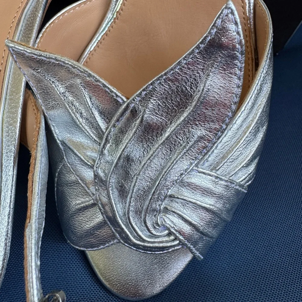 BADGLEY MISCHKA TAFFY SILLEA HEELS